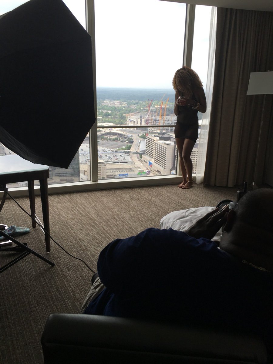 _IntimatelyYou's tweet photo. Awaiting for him to pleasure her soul!
Model: @Euphoric_Drift
Photographer: @_IntimatelyYou
#WestinHotel #Atlanta #EuphoricPleasure #Succulent #PhenomenonBody #WishSheWasMines #TheIntimateExperience https://t.co/DoxOhgwX7T