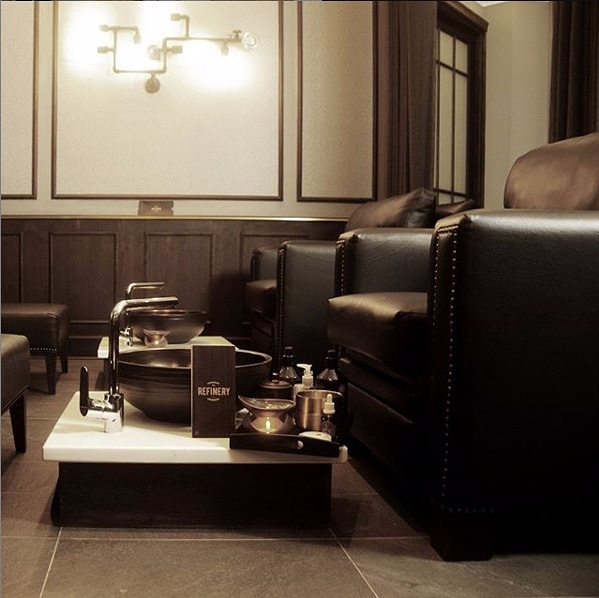RefineryGroomin's tweet photo. Beat the Monday blues with a relaxing Refinery Pedicure. Take advantage of our December offers and treat yourself to a package deal!

#RefineryGrooming #getrefined #mensgrooming #luxurygrooming #metime #menonly #pamperedman #mensstylists #mondaymotivation #beattheblues #itsmonday https://t.co/wDy8JlHdPP