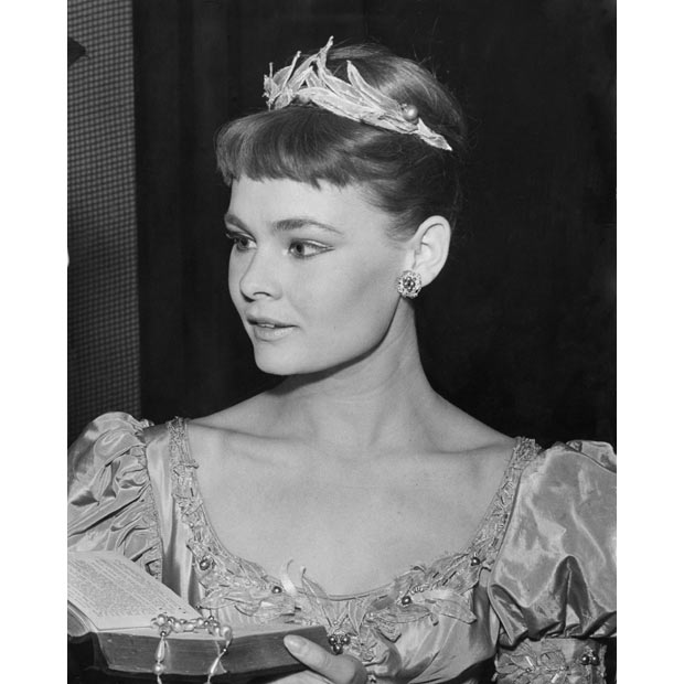 A very happy 85th birthday to the incomparable Dame Judi Dench. 