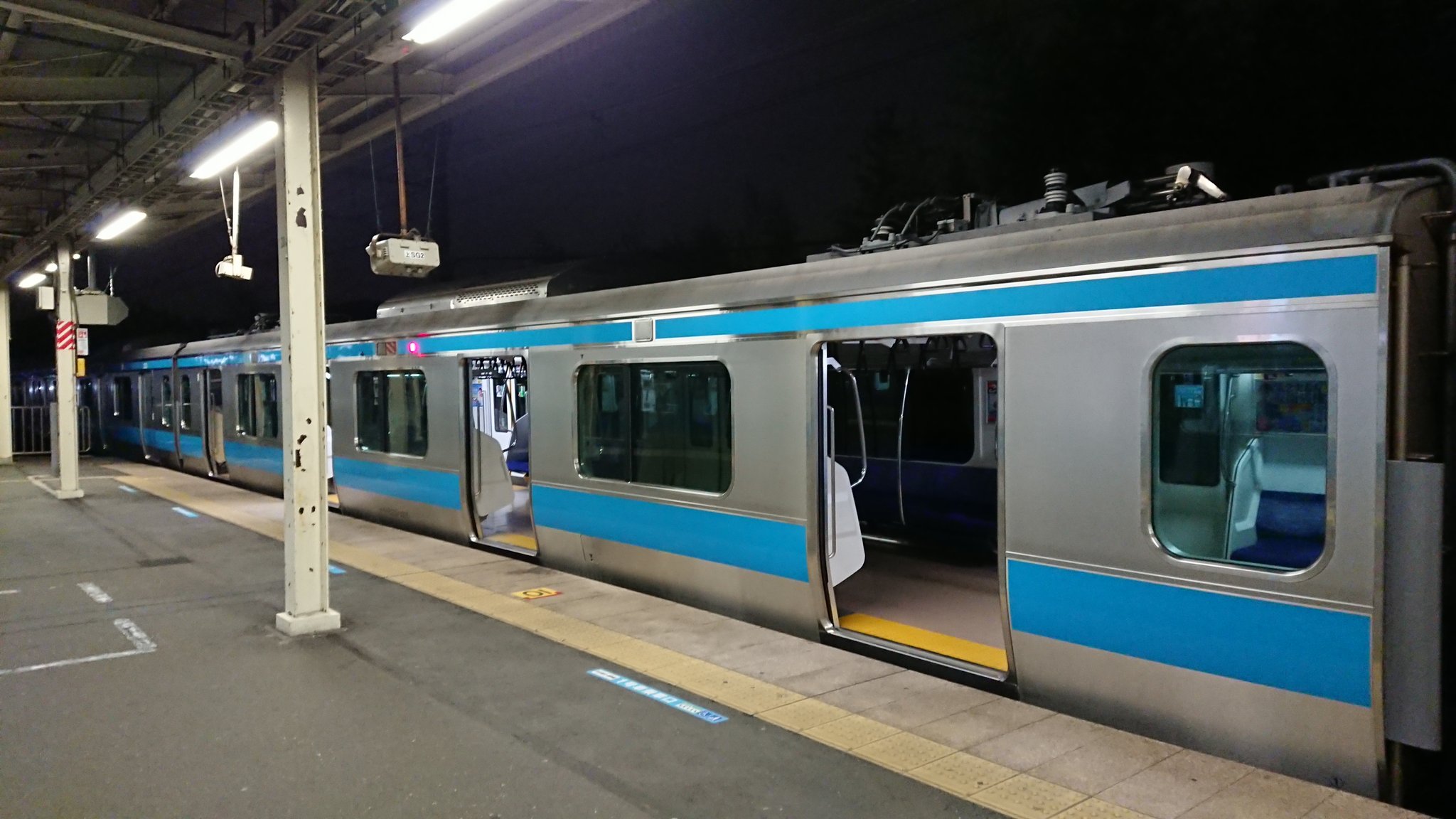 京浜東北根岸線の本郷台駅で人身事故の現場の画像