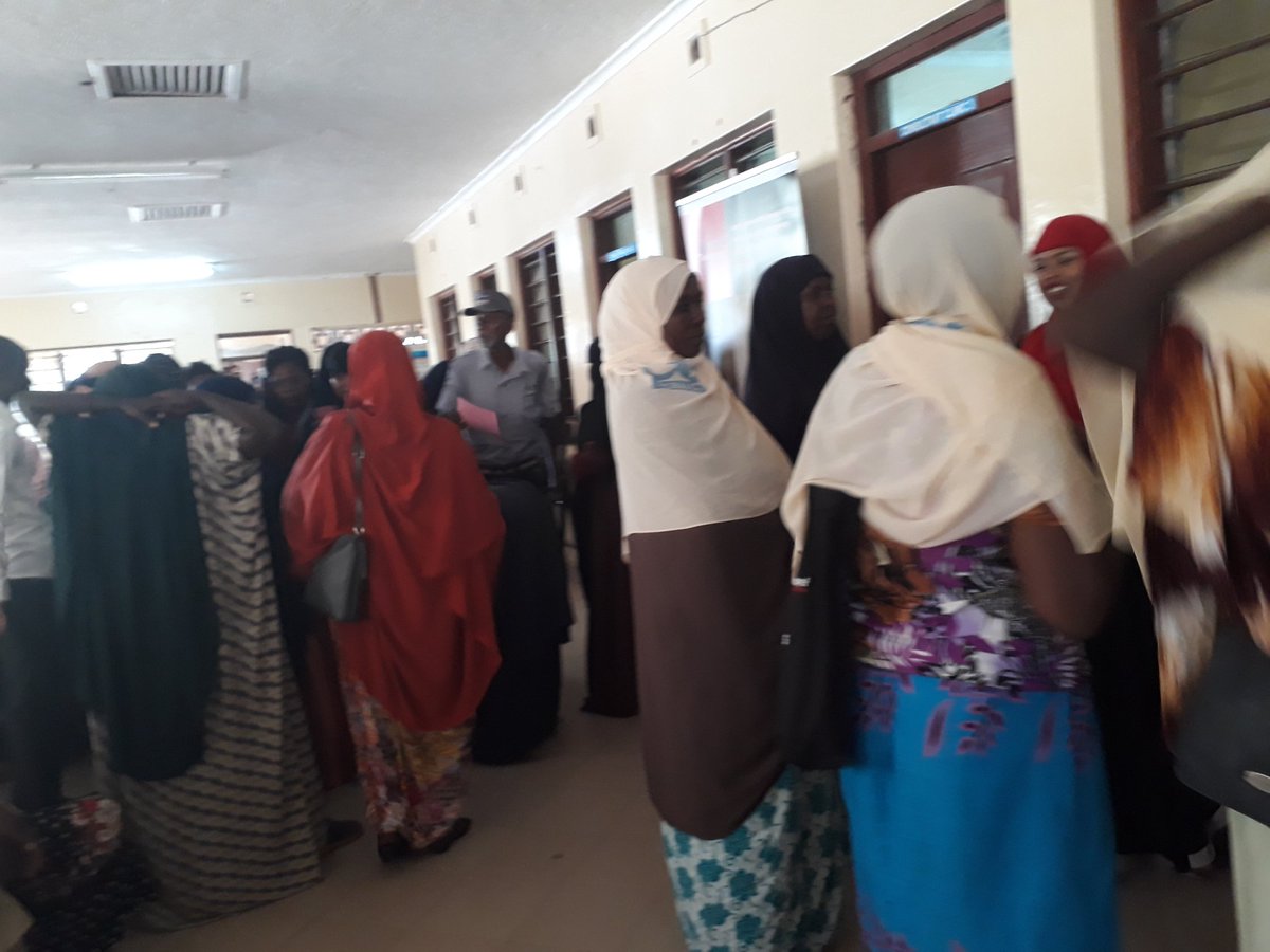 GLOBALONE2015's tweet photo. Free Fistula camp starts today at the Garissa County referral Hospital. Below are pictures of patients awaiting screening. @Amref_Worldwide @GarissaGov https://t.co/ZZEWpdAfbz