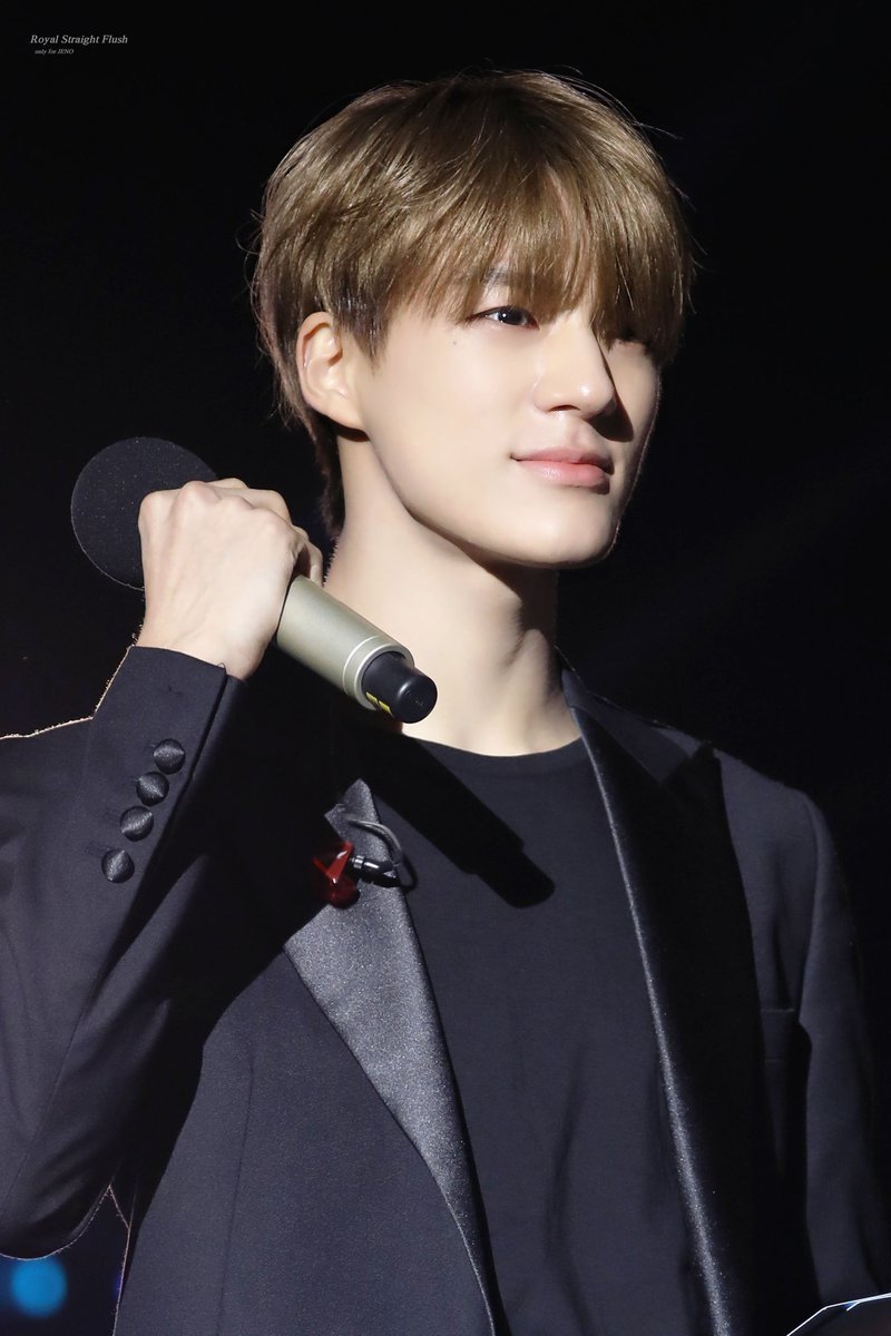 jeno pics 👑 tweet media