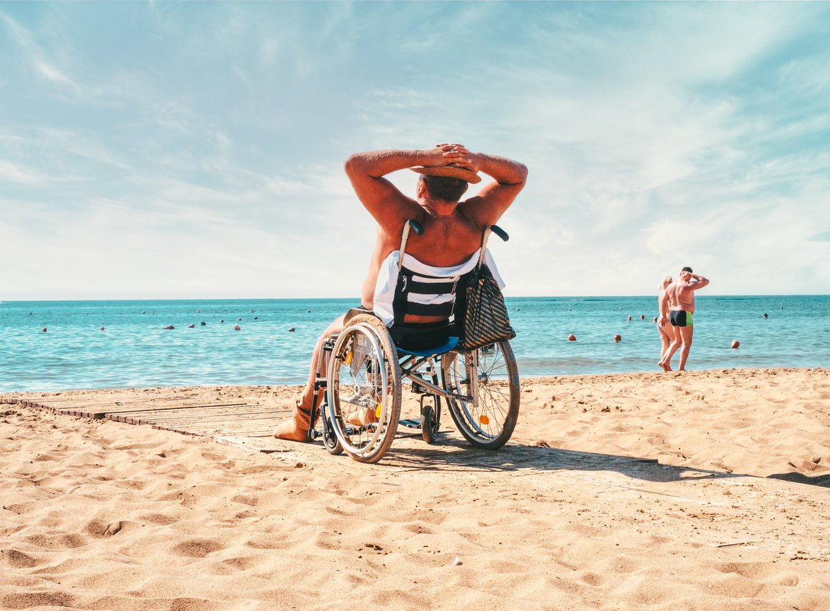 InPortugal2020's tweet photo. [TOURISME 🇵🇹] Le 10 septembre 2019, à Saint-Pétersbourg, le Portugal a reçu le prix « Destination touristique accessible 2019 » de l’Organisation mondiale du tourisme (OMC), devenant ainsi le premier pays à recevoir ce titre en favorisant l'accès au tourisme pour les handicapés. https://t.co/lDBiroqF7f