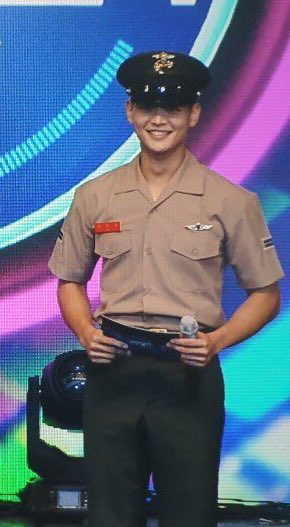 Happy Birthday to our marine boy Choi Minho         