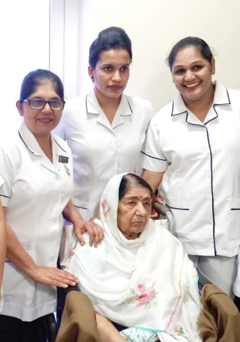 fidai_sohel's tweet photo. The Legendary Bollywood Singer #LataMangeshkar has returned home after 28 days of treatment at Breach Candy Hospital in Mumbai... https://t.co/VK5Eo2AHAC