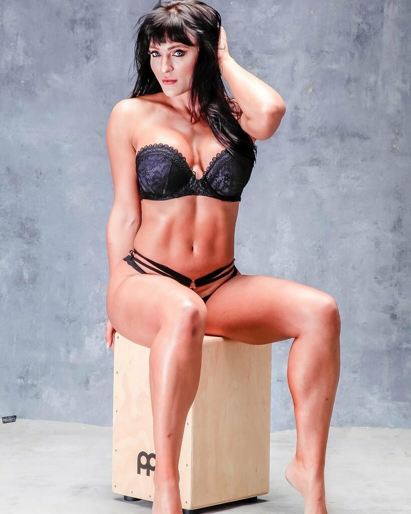 TheFitGirlz.com tweet media