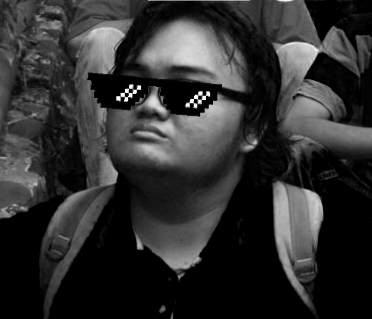 PearlteaRizzy's tweet photo. me at the beginning of the decade  vs  me at the end of the decade https://t.co/0bKmDvro1H