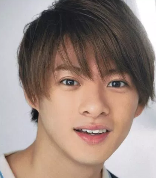 o_gikai's tweet photo. この中で誰が好き？

どこが魅力？
一言で推しのプレゼンよろしく✋

#山田涼介
#重岡大毅
#佐藤勝利
#平野紫耀

他に好きな人💖
議題に入れて欲しい推薦者がいたらリプください🎩 https://t.co/dmMF2jsi70
