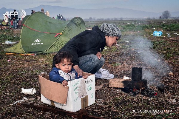 Llevamos años viendo Belenes vivientes en Europa. Pero refugiados.