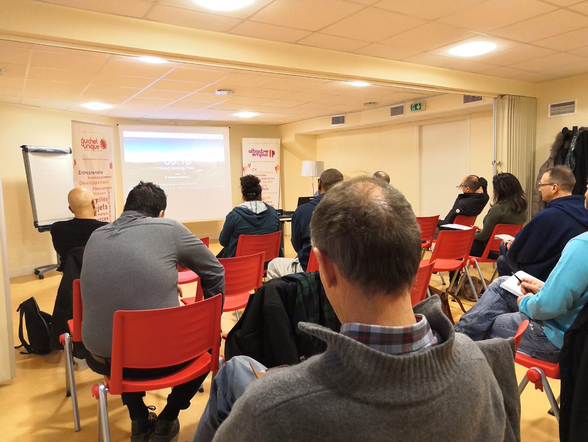 EcoCourbevoie's tweet photo. Ce matin, nous découvrons une sélection d’outils qui font gagner du temps lors de notre atelier #Marketing #digital en compagnie de Frederic Canevet  de @conseilsmkg à #Courbevoie ! 🚀

#Entrepreneurs #Entrepreneuriat #GuichetUnique #Tips https://t.co/gBgq8V4AVd