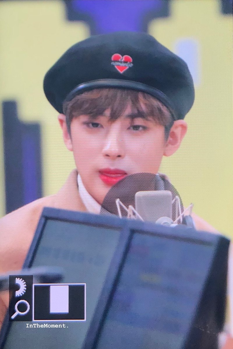 InthemomentM's tweet photo. 191209 아이돌라디오 💘
#김민규 #민규 #KIMMINKYU #MINKYU #젤리피쉬 https://t.co/S7qFJCPXtX