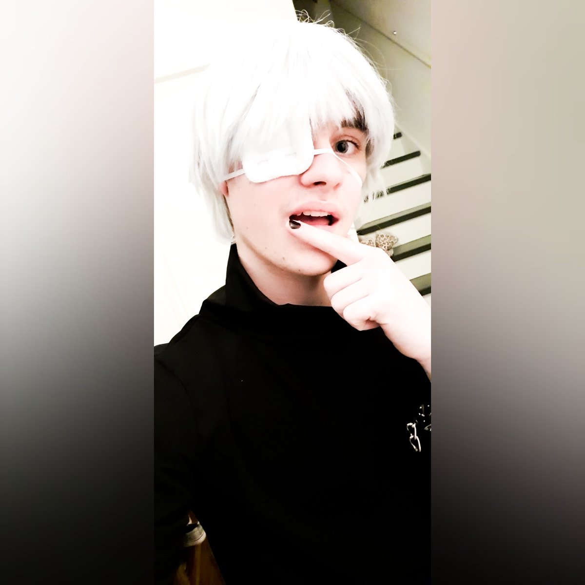 "𝙒𝙝𝙮 𝙞𝙨 𝙞𝙩 𝙩𝙝𝙖𝙩 𝙩𝙝𝙚 𝙗𝙚𝙖𝙪𝙩𝙞𝙛𝙪𝙡 𝙩𝙝𝙞𝙣𝙜𝙨 𝙖𝙧𝙚 𝙚𝙣𝙩𝙬𝙞𝙣𝙚𝙙 𝙢𝙤𝙧𝙚 𝙙𝙚𝙚𝙥𝙡𝙮 𝙬𝙞𝙩𝙝 𝙙𝙚𝙖𝙩𝙝 𝙩𝙝𝙖𝙣 𝙬𝙞𝙩𝙝 𝙡𝙞𝙛𝙚?"
• Anime: Tokyo Ghoul
• Character: Kaneki Ken
#tokyoghoul #tokyoghoulanime #tokyoghoulcosplay  #cosplay #kaneki