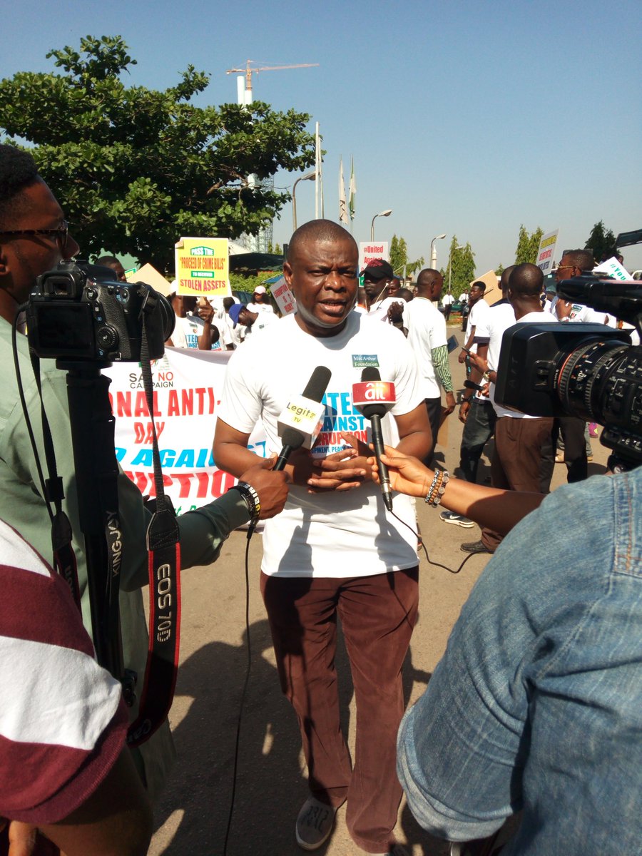 SayNoCampaignNG's tweet photo. United, we can kick out corruption from Nigeria.

#UnitedAgainstCorruption 
#AntiCorruptionDay2019
#AntiCorruptionWalk
#YouthForJustice 

@macfound @DFIDNigeria @UNODC_Nigeria @ICPC_PE @NOA_Nigeria @officialEFCC @Africmil @YesProjectNg @NwagwuEzenwa @UKinNigeria @EUinNigeria https://t.co/zEpbu0bBjP