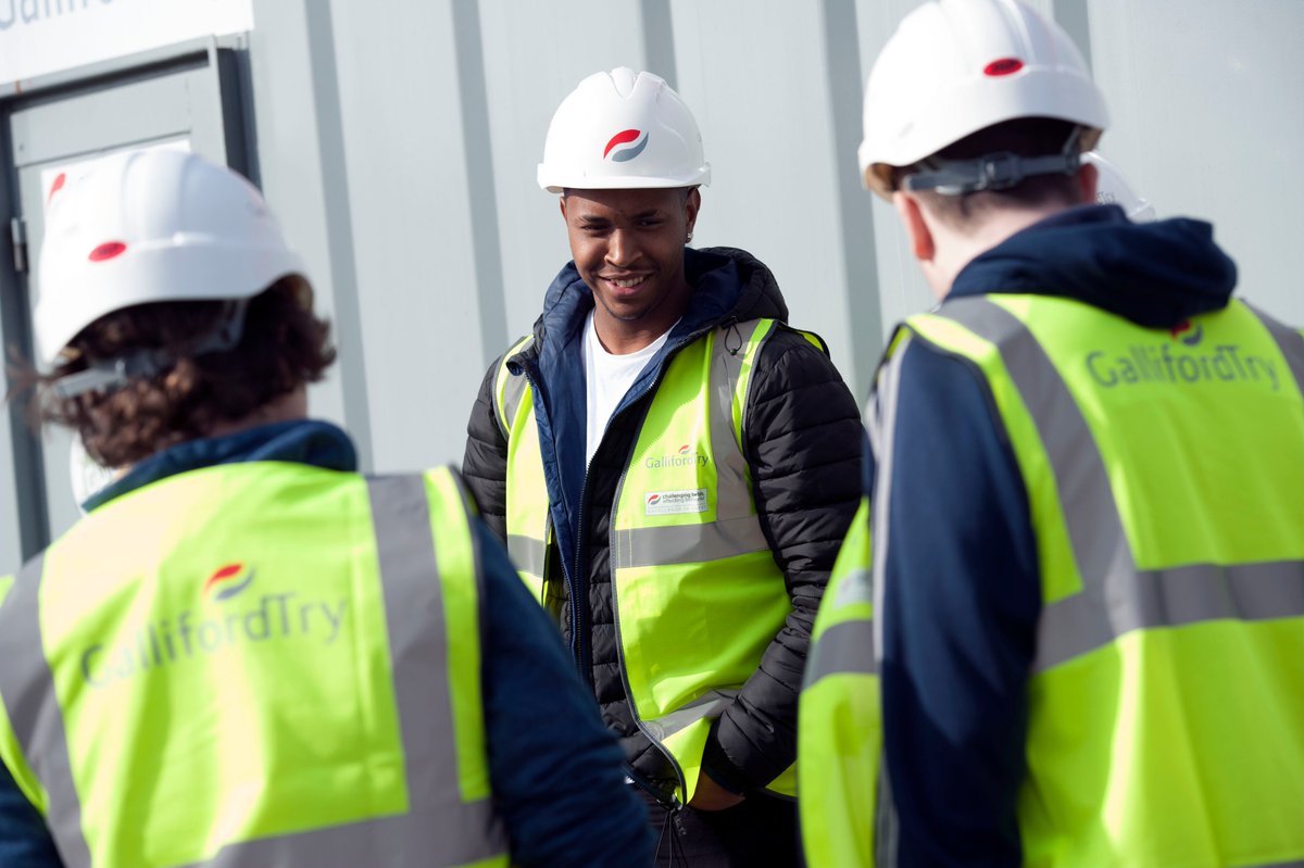 _J_Warrington's tweet photo. The Christmas spirit must have everyone working extra hard...! A huge well done to our @gtpartnerships North East team who last week secured delegated planning approval for our 350 unit scheme at #Brackenhoe, #Middlesbrough. #TeamGTP https://t.co/dTjgk6pwoA