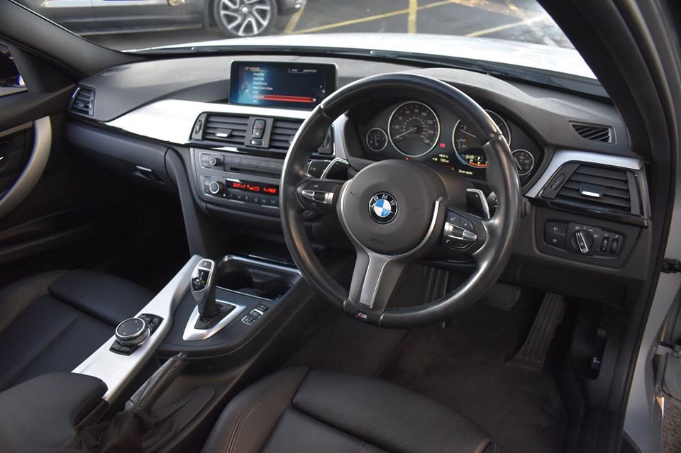 AlphaMotorsLtd's tweet photo. BMW 320 M Sport Auto.

Finished in Glacier Silver with Full Black Leather Sports interior, 19 Inch Upgrade Alloys, Privacy Glass, Heated Front Seats, Cruise Control, Climate Control, Auto Lights and Wipers, Voice Command, Reverse Park Assist, DAB Radio, Bluetooth And much more!!! https://t.co/DXM4vj03H8