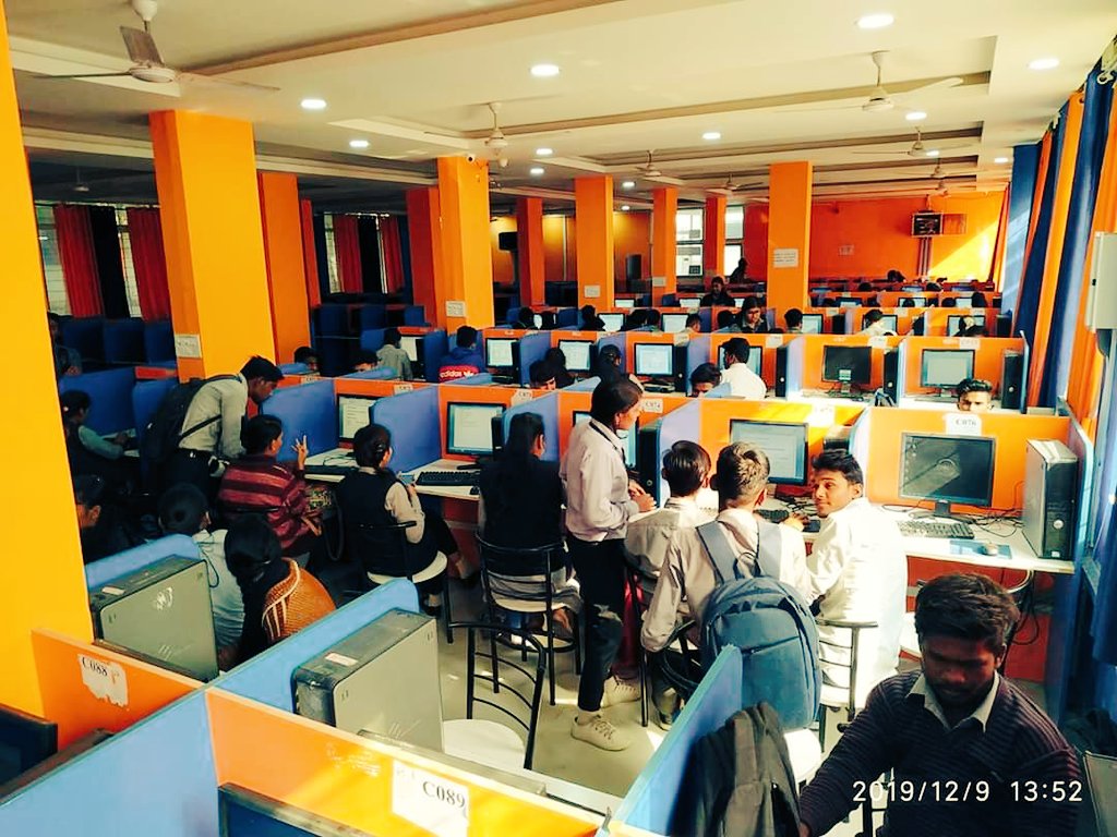 KarshMansi's tweet photo. SAM Group has one of the best labs in bhopal. 8 days MS Office course is going on for our BBA/BCom/BA/Bsc/BCA students. Students are learning MS Word, MS Excel and MS Power Point.
#msexcel #mspowerpoint #msoffice #bca #bsc #students #computers #Sam #samgroup #samglobaluniversity. https://t.co/13LJob3X4r