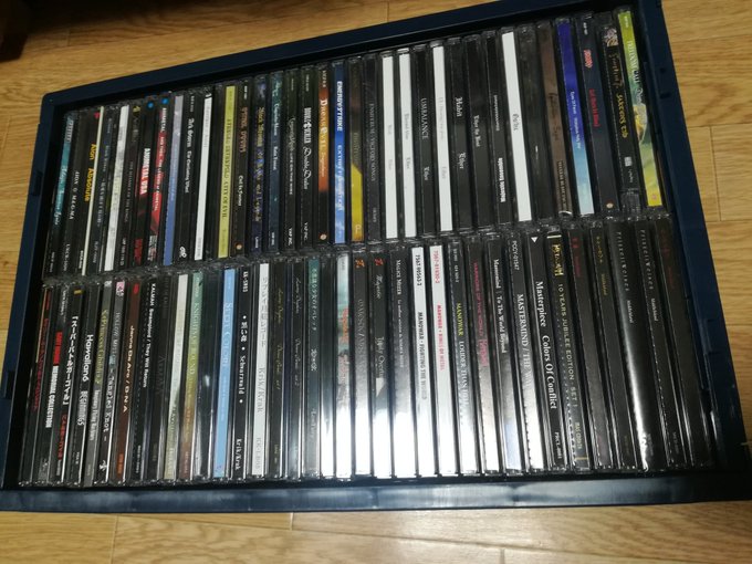 100均 Dvd Cd収納アイデア17選 散らかる部屋を一瞬で整理整頓 Rootsnote
