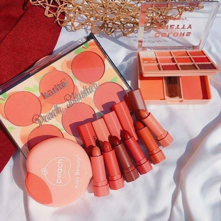 chayaple1's tweet photo. 💞💄#เซตละ390.- แท้💯💯💯💄💞💞💞💞💞💞

Set 9pcs 🍑

จัดเซตสีโทนส้มพีชส้มอิฐ 9 ชิ้นสุดคุ้ม 

ประกอบไปด้วย
🔸บลัชออนพาเลท
🔸แป้งพัฟ
🔸ลิปสติก 6 แท่ง
🔸พาเลทอายแชโดว+บลัชออน
#เครื่องสำอาง #แฟชั่นผู้หญิง https://t.co/T5STbedGtM