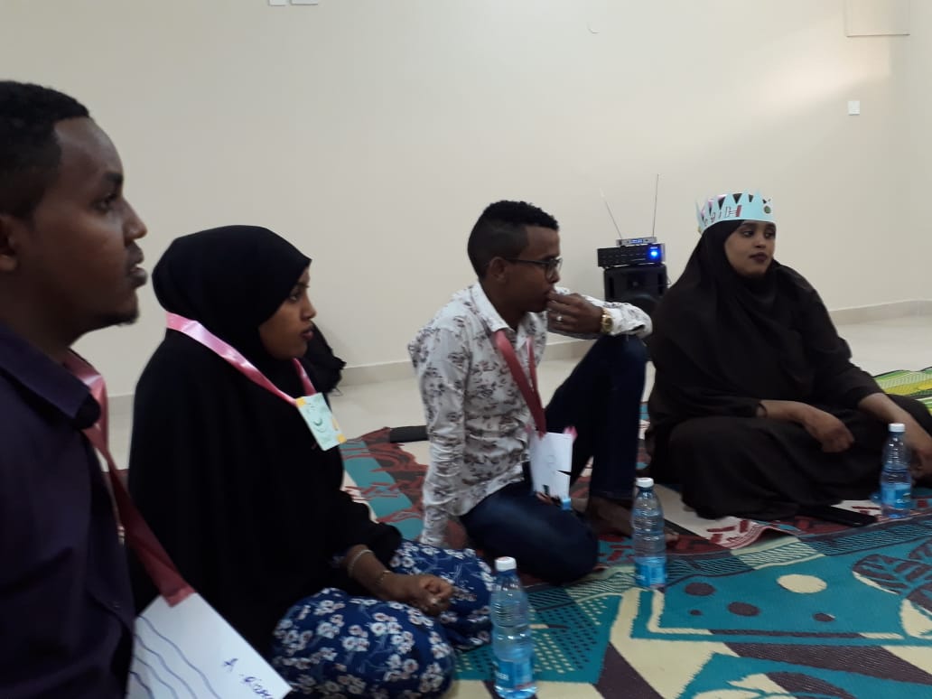 ammyner's tweet photo. Through @AKF_EA with the support from @EUinKenya we are happy to have started day1 of the #ExperientialLearningCamp in Garissa- We have inducted the six youth leaders who will be known as ambassadors for these 5days of the camp with the high school youth.
#YouthCamp
@GWoodthinks https://t.co/80cnWlZp1e