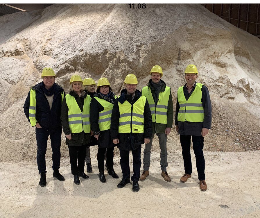 Viikko käynnistyi mielenkiintoisella vierailulla Lantmännen Agro Recycling ’ssa Kotkassa. Mahtava esimerkki kiertotalouden hienoudesta. #Lantmännen #LantmännenUnibake #sustainability
