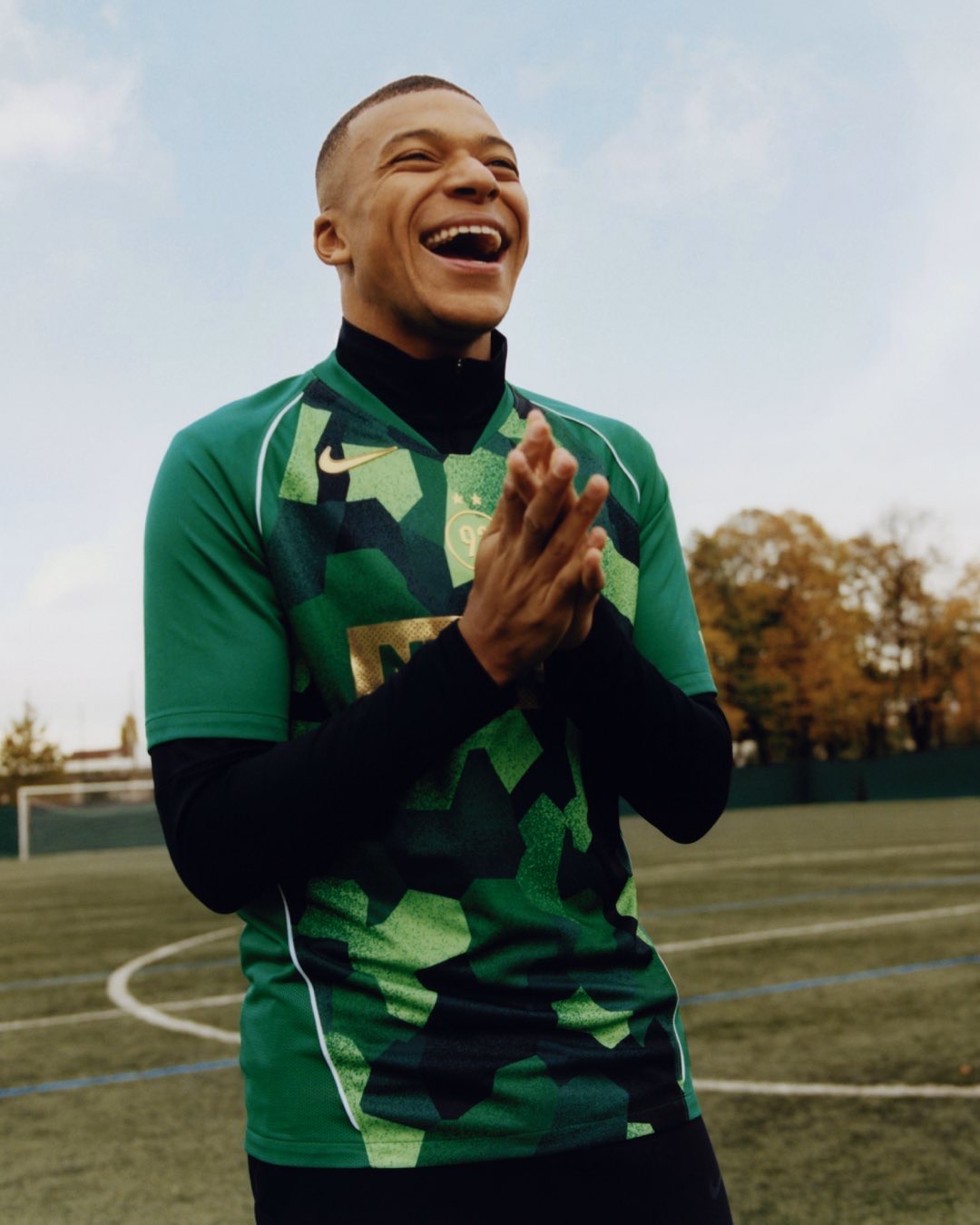 エムバペ × NIKE FC 'Bondy Dreams' ユニフォーム A Look At The Full Nike x Mbappé 'Bondy Dreams' Collection