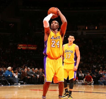當年Kobe投丟十多個球後，堅信籃筐比正常標準矮了，他到底是如何感受到的？-黑特籃球-NBA新聞影音圖片分享社區