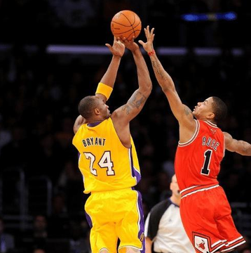 當年Kobe投丟十多個球後，堅信籃筐比正常標準矮了，他到底是如何感受到的？-黑特籃球-NBA新聞影音圖片分享社區