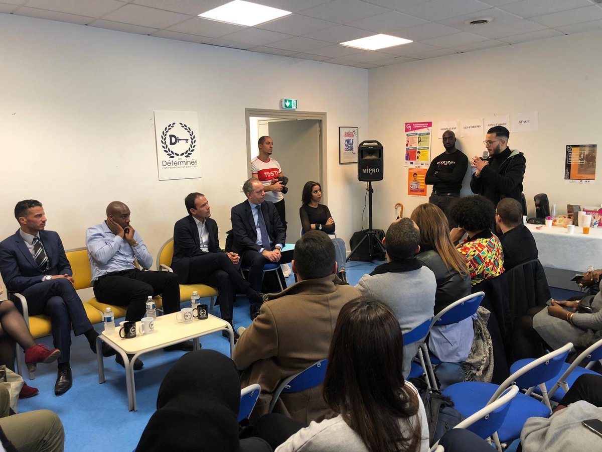 LesDetermines's tweet photo. L’association @LesDetermines, incubateur du programme #FrenchTechTremplin🚀 ! 
 Le secrétaire d'État chargé du #Numérique @cedric_o est ce matin à #Cergy pour échanger avec plusieurs lauréats de la 1ère promo @LaFrenchTech @Prefet95 https://t.co/SEu0QNJCom