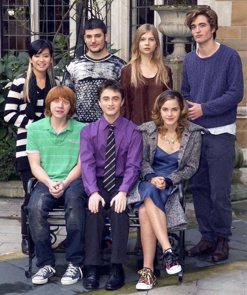 Harry_Potter_TM's tweet photo. Esta foto se hizo hace 16 años. 

Sí, 16 años. ⚡️ https://t.co/e8nZtVjPHS
