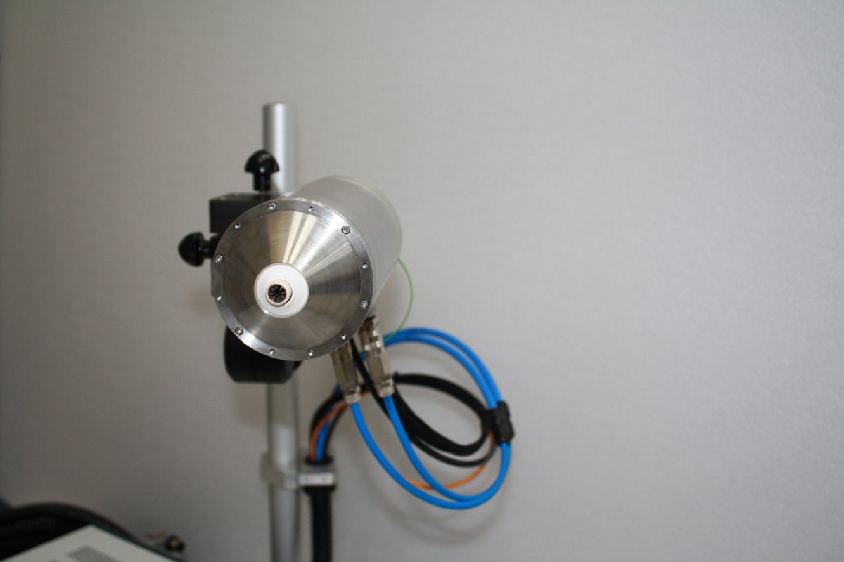 XDS_Oxford's tweet image. Hot air gas blower in stock! Used for heating samples in diffraction experiments they are available in 8 &amp;amp; 5mm. Grab the last one in stock in time for the holidays! #crystallography #diffraction #singlecrystaldiffraction #powderdiffraction  #diffractometer fmb-oxford.com/products/detec…