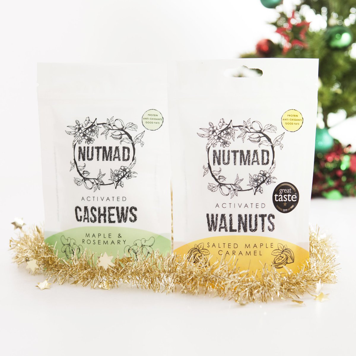 What is Christmas without #nuts!? Treat your loved ones with this Christmas Nuts Gift Box this year: two large (70g) bags of #activatednuts: *Walnuts Salted Maple Caramel *Cashews Maple & Rosemary Great #christmasgift for any foodie, but also perfect snack for your own party