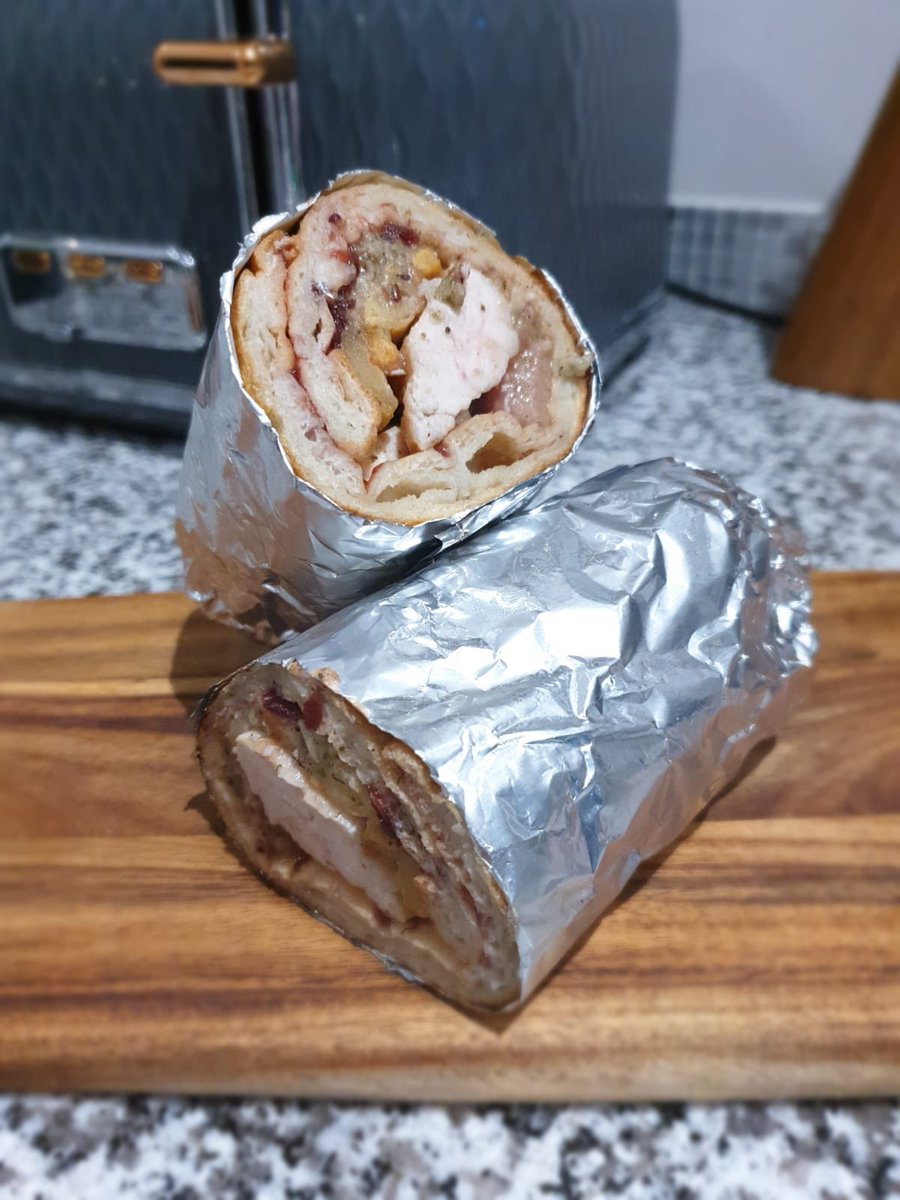 Yorkshire pudding wrap coming at yah z🤤🎄💚