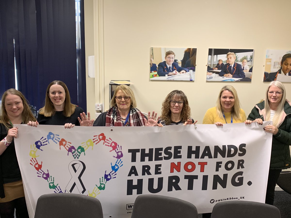 The East Bridgwater Together Team is supporting the <a href="/WhiteRibbon_UK/">White Ribbon UK</a> #16DaysOfAction Campaign! #16Days #WhiteRibbonDay #MakeThePromise #GoTeamHiS