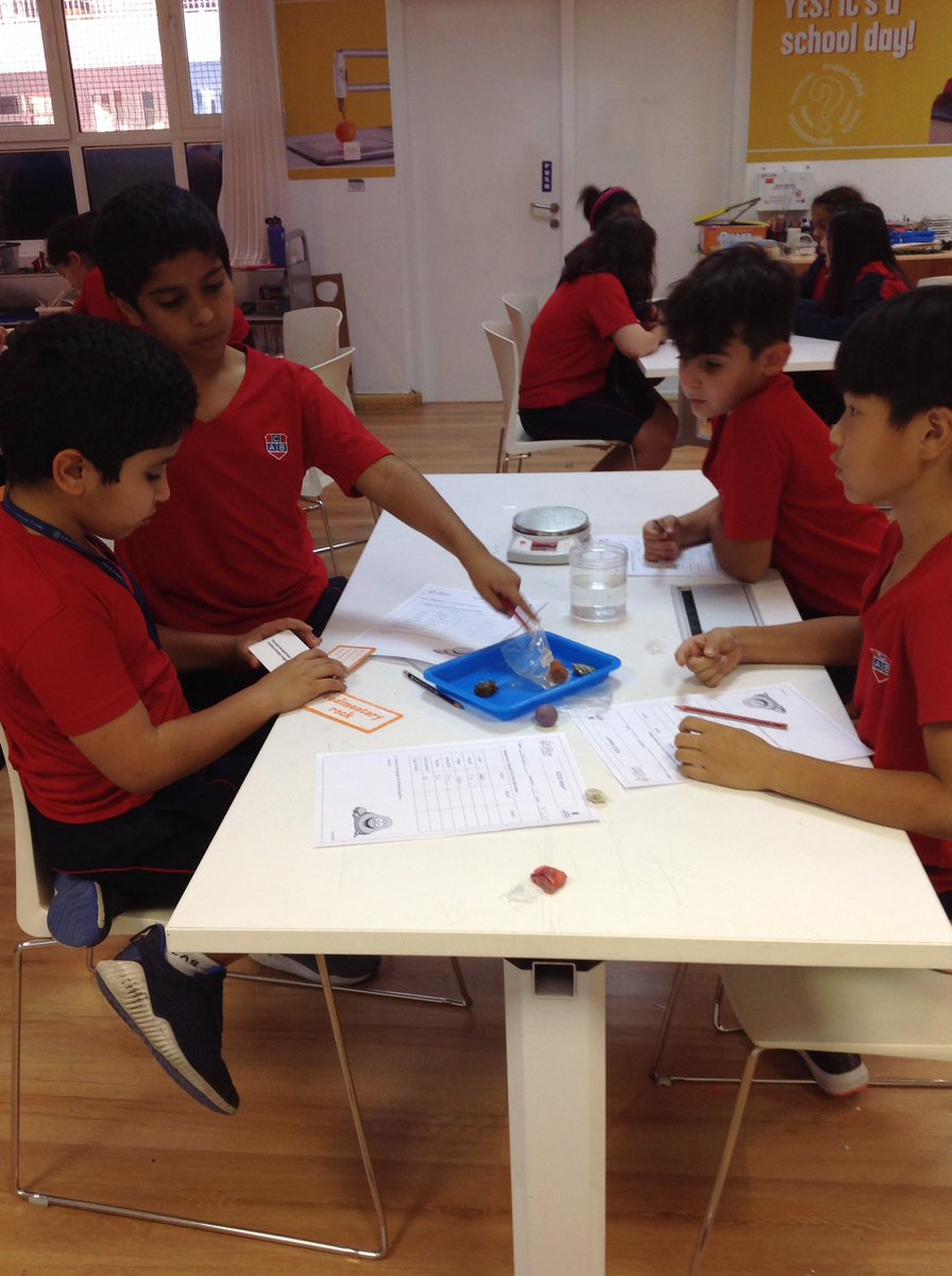 STEM | CAS Dubai tweet media