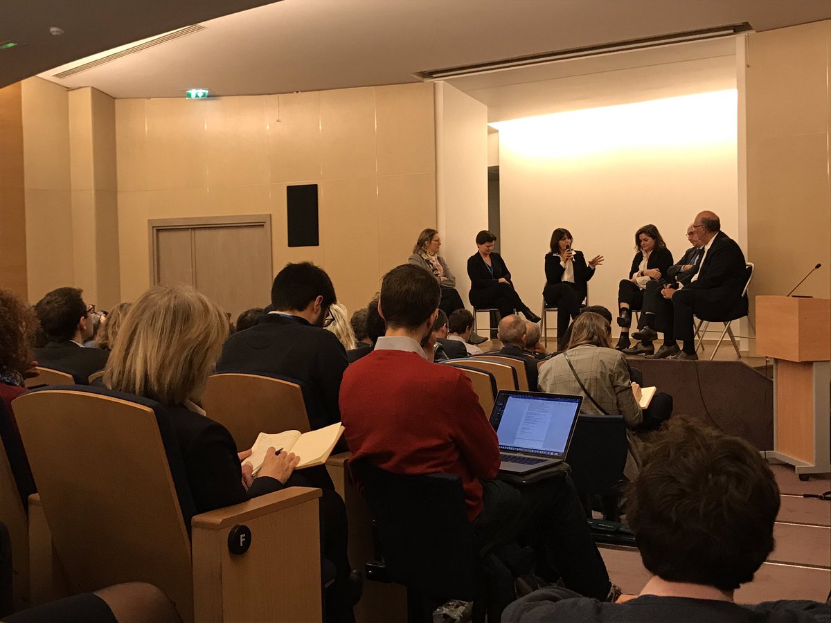 Longue vie au <a href="/DigitalPharmaLb/">Digital Pharma Lab</a> qui a pour ambition d’accélérer et de fluidifier les rapports entre startups et industrie pharma! <a href="/Bpifrance/">Bpifrance</a> <a href="/VincentGaland/">Vincent Galand</a>