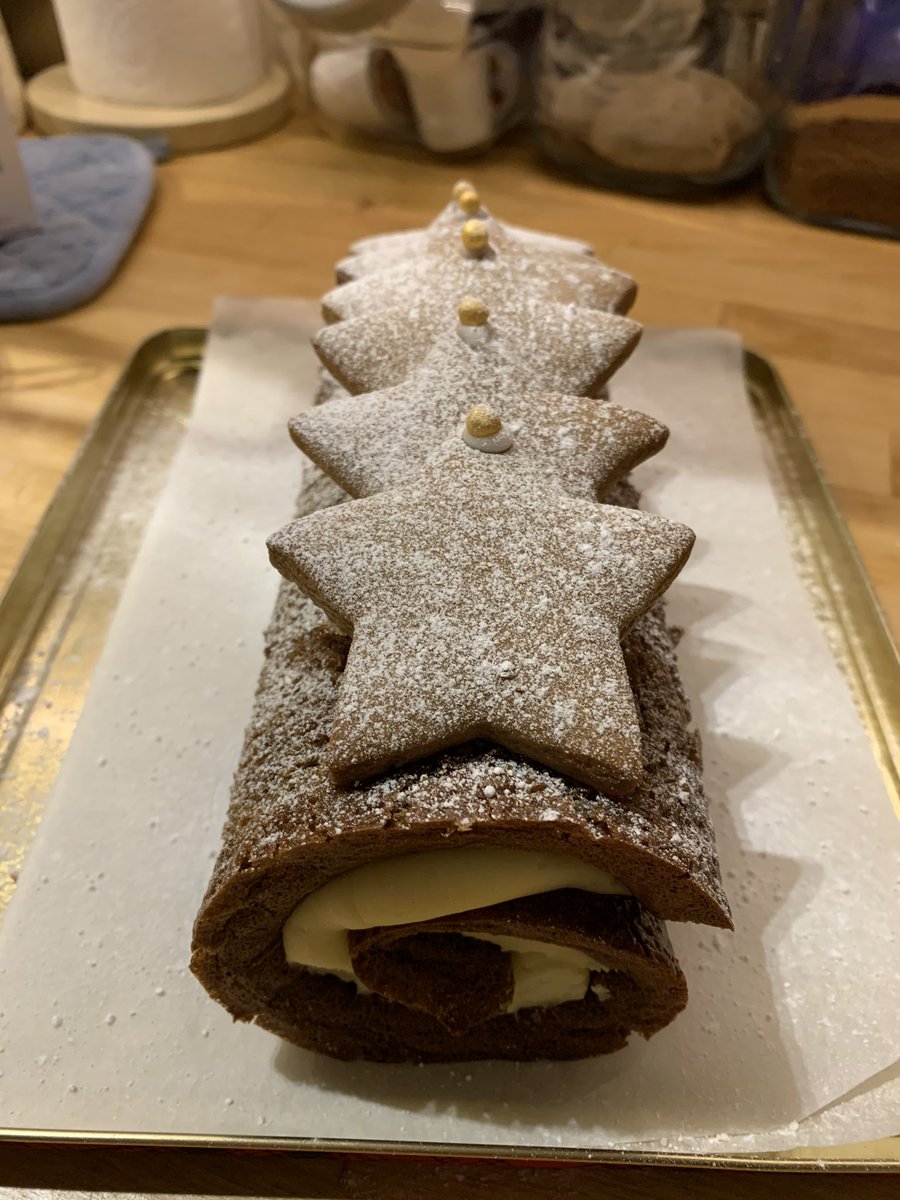 physiojen13's tweet photo. Second instalment of #gingerbreadmonday today! Gingerbread roulade with ginger buttercream..! @JanetThomas47 you’re up next!! #TeamWARC #loveactivity https://t.co/lTJVBVPLNz