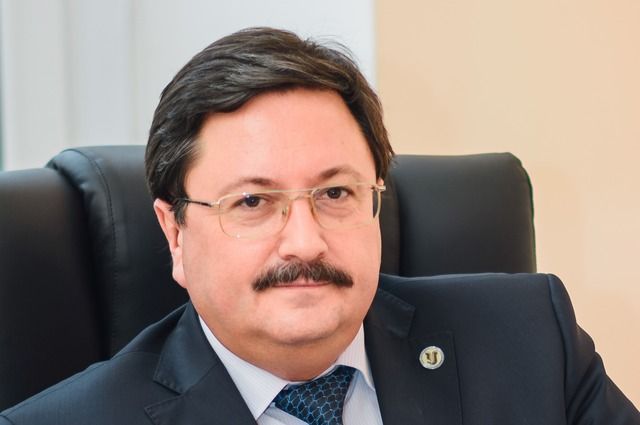 Поздравляю Бориса Михайловича Костишко с Днем рождения! 
От всей души желаю Вам счастья, благополучия, радости и, конечно, успехов в Вашей профессиональной деятельности.