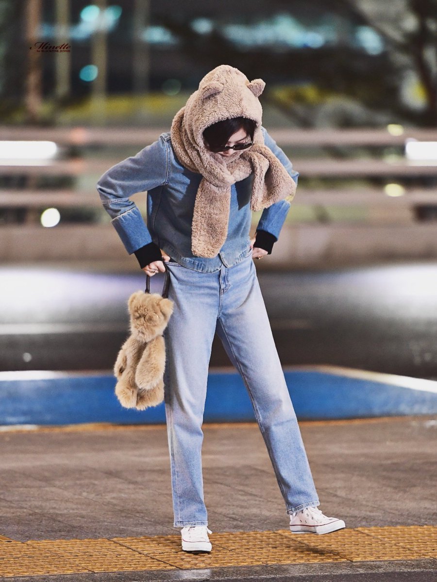 แพ้มากทูนหัวรักไม่ไหวแล้ว😭 #JENNIEinBeijing