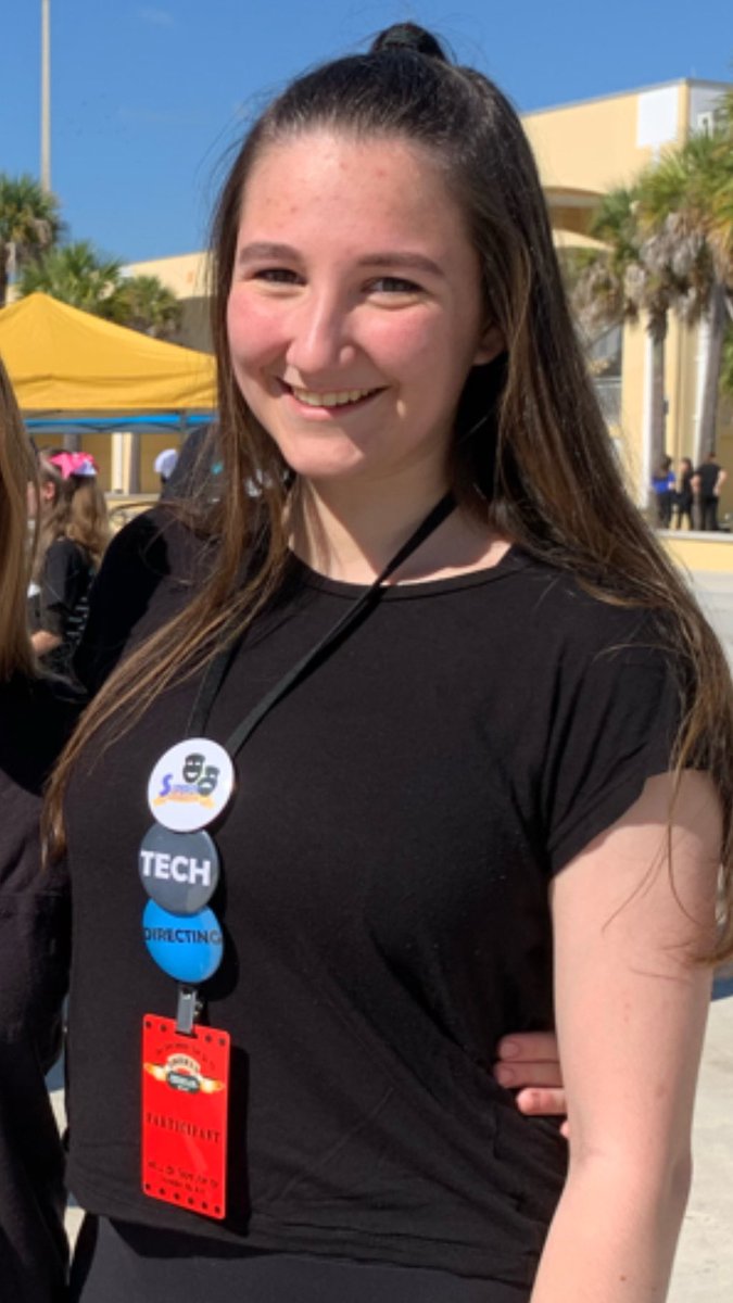 river3963's tweet photo. We are incredibly proud to announce that our treasurer, Juliana Laskow, has been selected as the Spanish River 2020 #PostPathfinder finalist in the Drama category! @The_Galleon @CastellaAlli @RiverPTSA @RiverGuidance @pbcsd https://t.co/j1IhkCbLNW