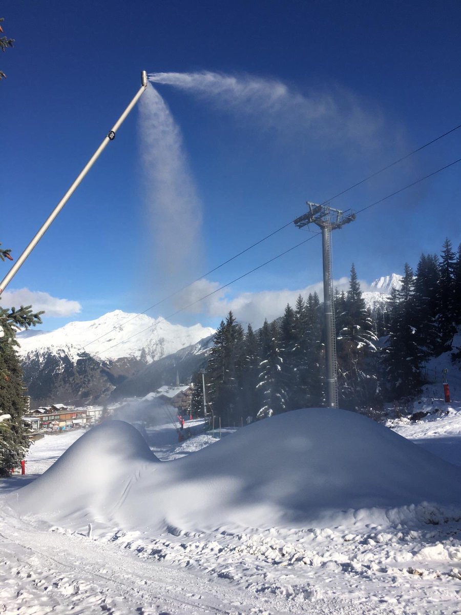 CourchevelEvent's tweet photo. La neige et le soleil sont arrivés à Courchevel, prêts pour cette nouvelle saison? 🤍 https://t.co/Xz2nyW8EqC