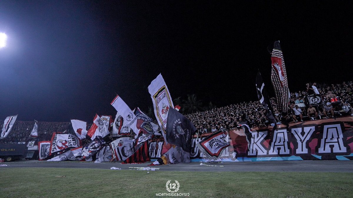Northsideboys12's tweet photo. "2015 - ANAK PANTAI, MUDA, KAYA DAN JUARA - 2019"

Bali United FC Vs Persipura Jayapura (08/12/19) https://t.co/YJWrxT6j5U