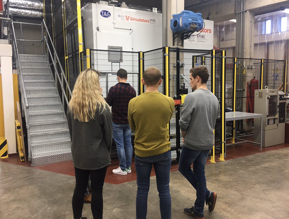 v_simulators's tweet photo. Today #VSimulators @UniofBath hosted undergraduates from @CollegeofEMPS @UniofExeter to experience the motion platform and projected reality. The facilities will underpin their research as part of final year dissertation projects. https://t.co/dsIiT1FyWD