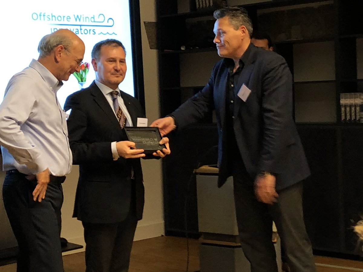 En de winnaar Ivan de <a href="/OWInnovators/">Offs Wind Innovators</a> voor de offshore Innovation challenge today is: Marine Performance Systems met een innovatief bubble screen voor significante geluidsreductie tijdens het heien van turbine fundaties. Winnaar tussen veel veelbelovende innovaties!