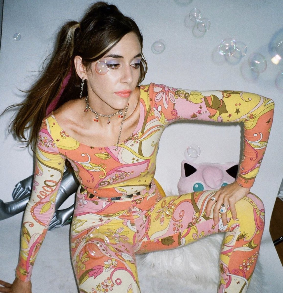 nightclass_'s tweet image. 💛⚠️ JUST ADDED ⚠️💛 to our 💗 VALENTINE’S DAY 💗 gig at @elsewherespace :: @alicelongyugao + @missworldinc will be supporting @cowgirl_clue on 💎 2/14 💎 tickets available NOW, run it up 📳 :: bit.ly/2rljU0i