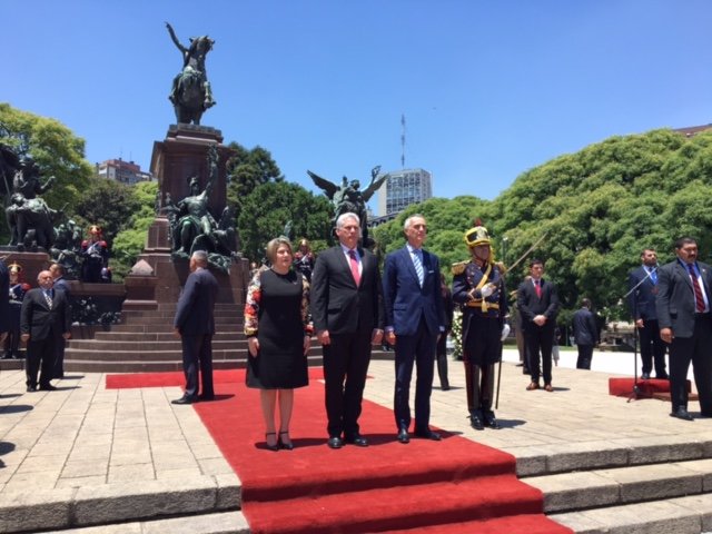 Diaz-Canel attends new government inauguration in Argentina 