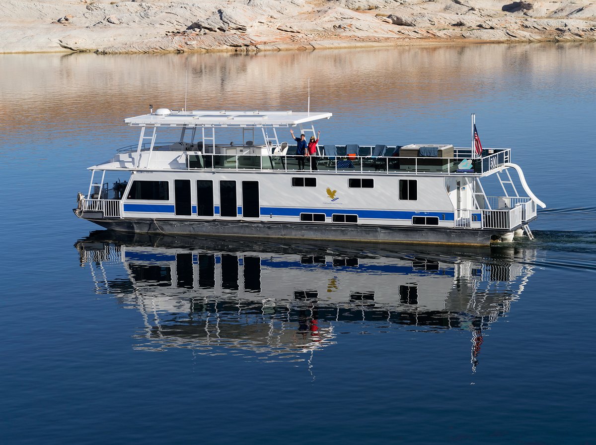 Who's ready for another beautiful day and week at Callville Bay? 🙋