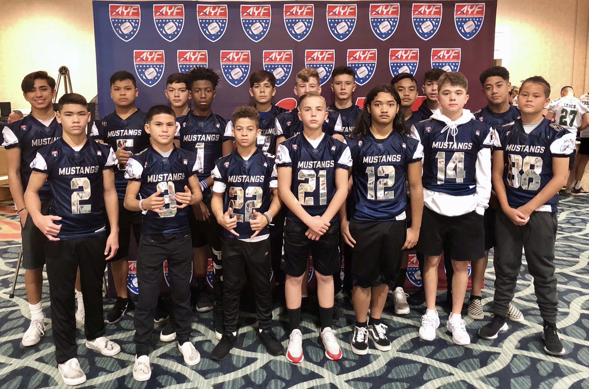 blue_mustangs's tweet photo. ITS GAME DAY BABY! Let’s do what we came here to do boy! LETS MUSTANGS BLUE! #strongheartsstrongminds #mustangsblue #13UNYSstatechamps #day1ofnationals #AYFnationalchampionships @NYSNVTackle @NYSNevada @AYF @ESPNLasVegas https://t.co/WCU1ysZn7N