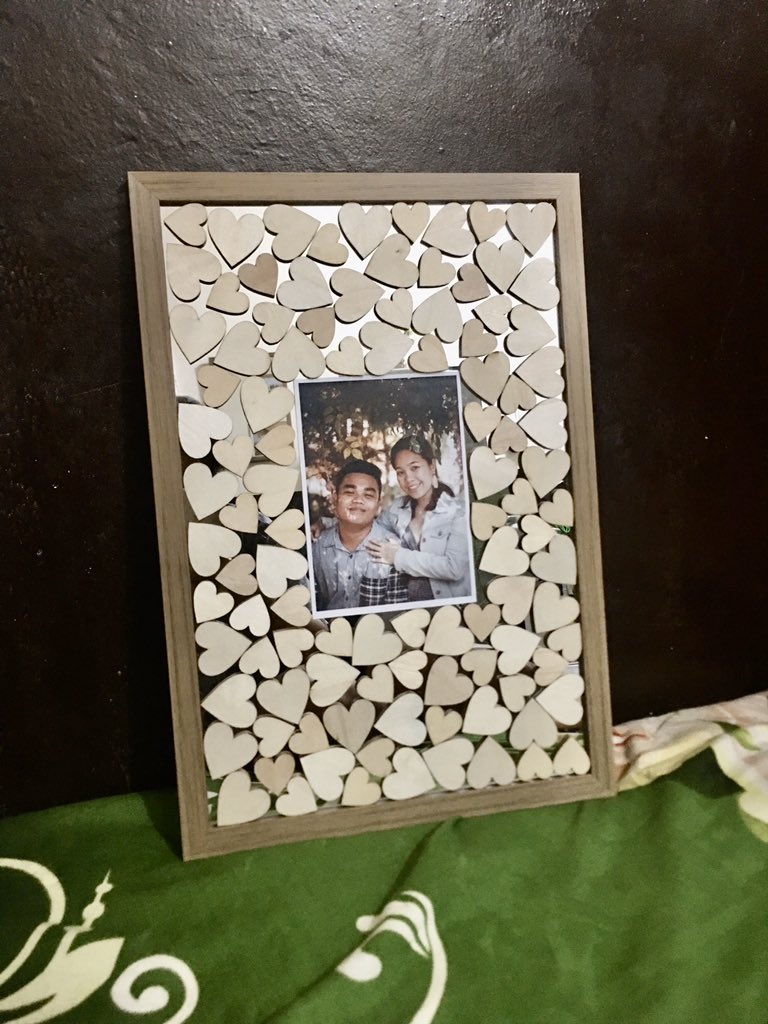 DIY our wedding guestbook. Dami kong time cyst. ☺️