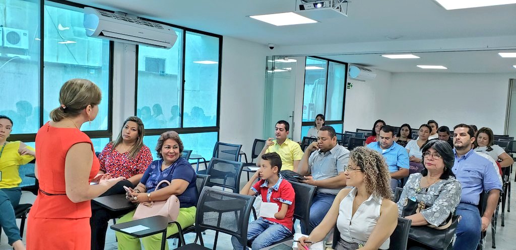 LuzHelenaGU1's tweet photo. #ICBFesHuila | Se llevó a cabo encuentro con alcaldes electos del norte del #Huila, evento liderado por @ICBFColombia
en donde a través del #SNBF se articula el trabajo con los #EntesTerritoriales y busca la inclusión en los #PlanesdeDesarrollo territoriales. https://t.co/nHtlfOoZDb