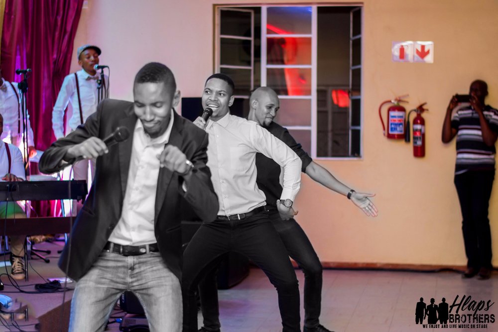 'Ha re tsamaya le Jeso,re tsamaya re phuthulogile,
Ena Jeso ke thebe ya rona'

#TrustGod #HlapsBrothers #LebitsoLaJeso #Ministry #NewSong